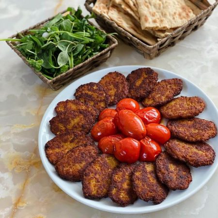 چه کنیم کتلت روغن کمتری ببرد ؟ (2 نکته ساده)