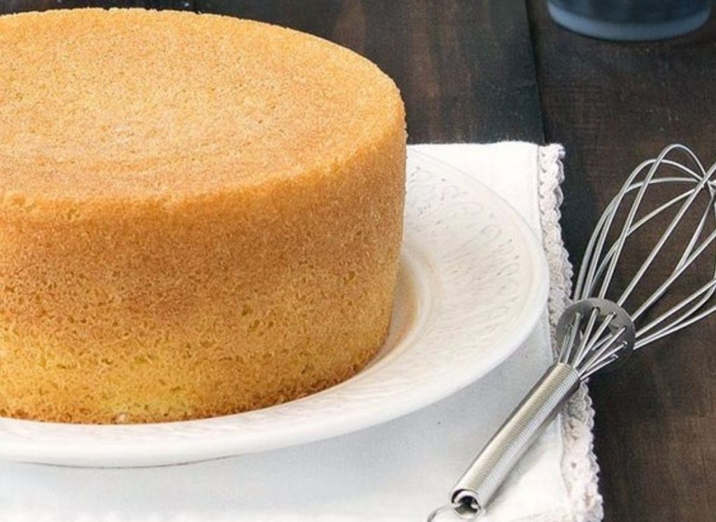 برای اینکه کیک اسفنجی شود چه کنیم؟ ( 2 نکته ساده) برای اینکه کیک اسفنجی شود چه کنیم؟ ( 2 نکته ساده)